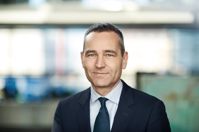 Profilbillede af Karsten Trøstrup, Chefporteføljemanager, I 2007 blev Karsten ansat som aktieforvalter i Nykredit Asset Management. Han har tidligere været ansat som porteføljemanager i PKA og som investeringsrådgiver i Danske Bank. Karsten er uddannet HD(F) fra Handelshøjskolen i København. 